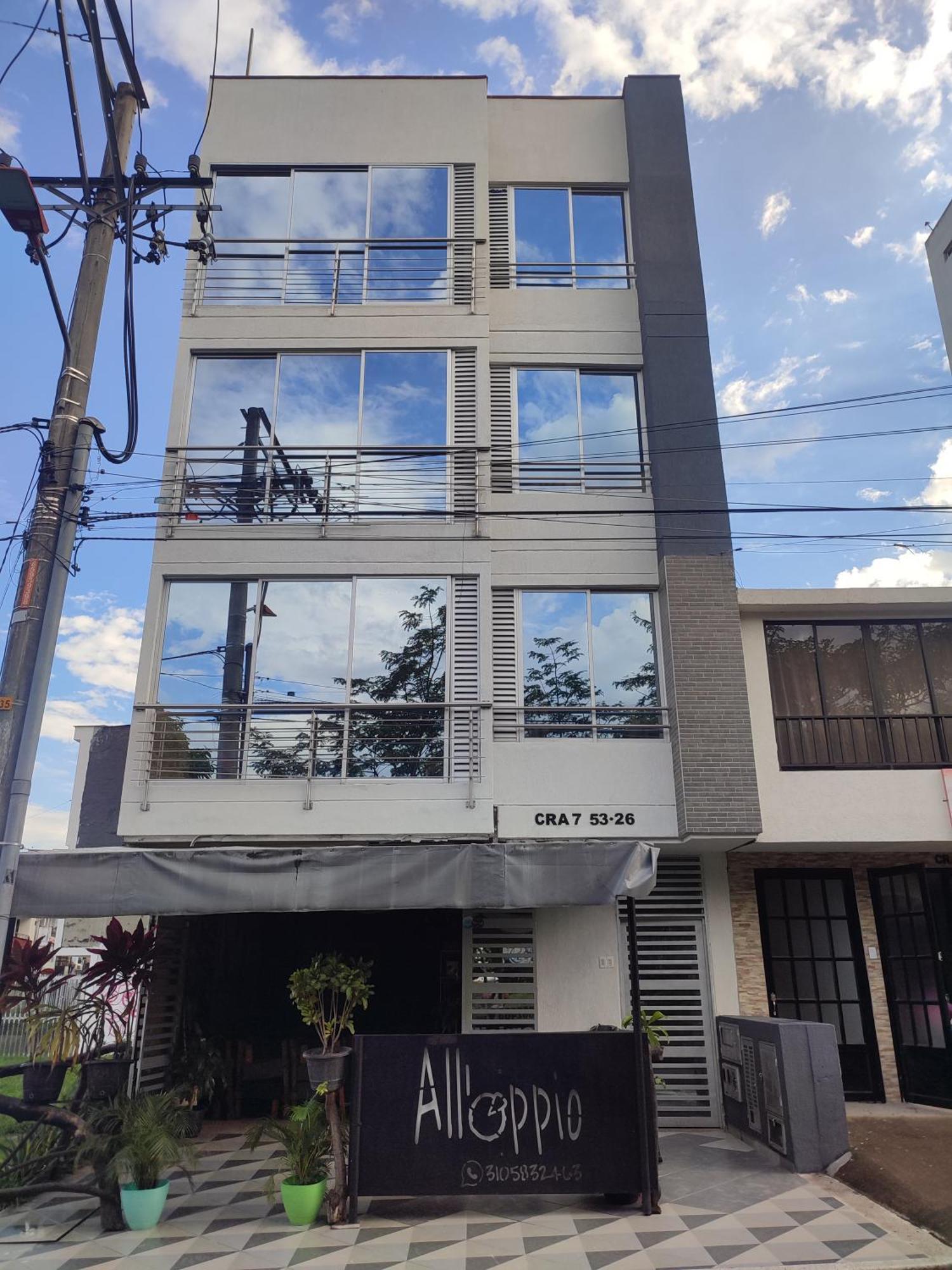 302-comodo Y Moderno De 2 En La Mejor Zona Centrica De Apartment